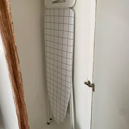 Апартаменты The Alfama Escape