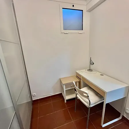 Апартаменты The Alfama Escape *